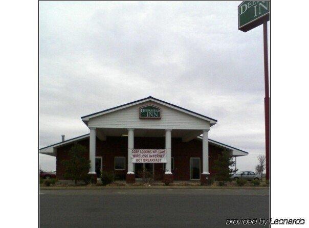 Deerfield Inn And Suites Steele Buitenkant foto