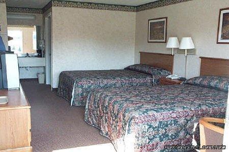 Deerfield Inn And Suites Steele Buitenkant foto